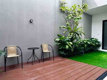 Dijual Rumah Baru Gaya Tropical Giriloka BSD City Semi Furnished