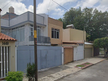 VENTA DE CASA EN LA LUNETA, ZAMORA DE HIDALGO, MICHOACAN