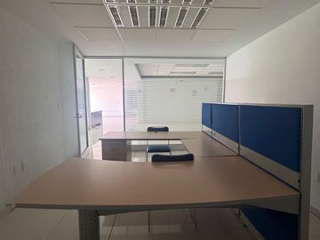 Oficina de 662 m² cerca del hospital de Traumatología del IMSS