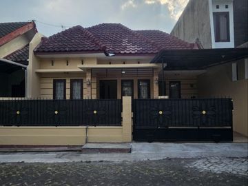Dijual Rumah siap huni, sangat terawat di Jl.Cengger ayam - Lowokwaru Kota Malang | 90