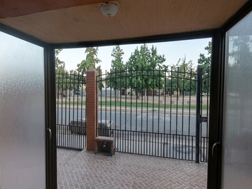 VENTA CASA MACHALI, PARQUE SAN JUAN 4 DORMITORIOS, 2 BAÑOS
