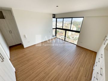 DEPARTAMENTO DÚPLEX DE ESTRENO EN SANTIAGO DE SURCO — 3 DORMITORIOS | FRENTE A PARQUE