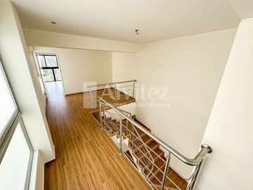 DEPARTAMENTO DÚPLEX DE ESTRENO EN SANTIAGO DE SURCO — 3 DORMITORIOS | FRENTE A PARQUE