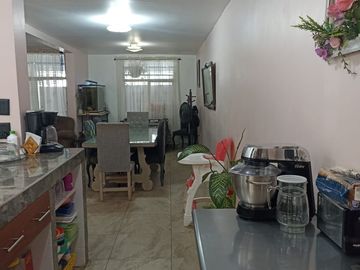 Casa en venta en la San Miguelito
