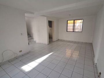 CASA EN RENTA EN SECCIÓN COSTA HERMOSA, TIJUANA