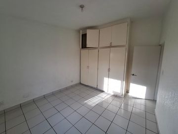 CASA EN RENTA EN SECCIÓN COSTA HERMOSA, TIJUANA