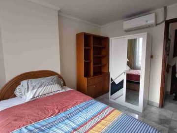Kondominium Regensi 3BR unit : 1603, Tunjungan Plaza, Sheraton, Surabaya Pusat.