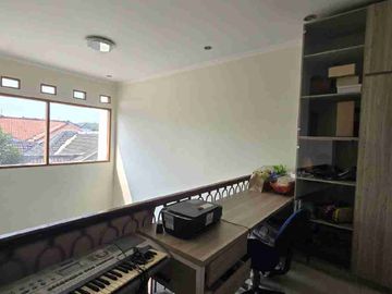 Dijual Rumah Hook Siap Huni di Pondok Pekayon Indah Bekasi