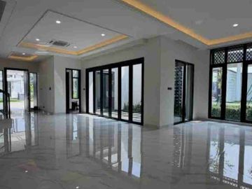 Luxury House Spacious Balcony Design Matera Signature At Gading Serpong