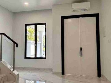 Luxury House Spacious Balcony Design Matera Signature At Gading Serpong