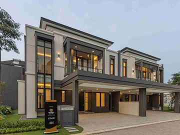 Luxury House Spacious Balcony Design Matera Signature At Gading Serpong