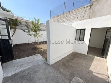 CASA EN  VENTA TEJEDA, 3 RECAMARAS, 3 BAÑOS.
