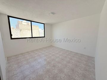 CASA EN  VENTA TEJEDA, 3 RECAMARAS, 3 BAÑOS.