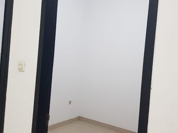 Rumah Nyaman Minimalis Singgasana Pradana