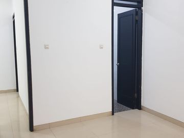 Rumah Nyaman Minimalis Singgasana Pradana