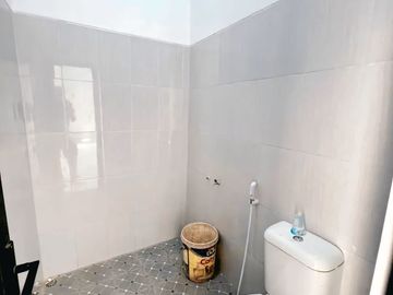 Rumah Baru American Style dalam Komplek di Cisaranten Arcamanik