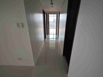 One Wilson Square 3 bedrooms 157 sqm