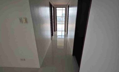 One Wilson Square 3 bedrooms 157 sqm