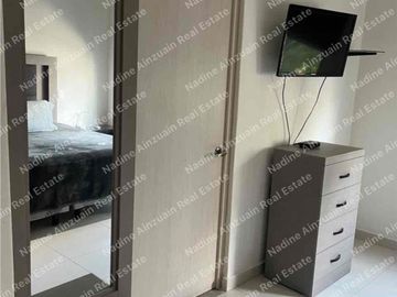 SE RENTA CASA AMUEBLADA Y EQUIPADA EN RESIDENCIAL ARBOLADA CANCÚN HUAYACÁN , 3 RECÁMARAS, ALBERCA PROPIA, SEGURIDAD 24/7, AMENIDADES.