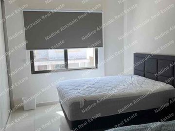 SE RENTA CASA AMUEBLADA Y EQUIPADA EN RESIDENCIAL ARBOLADA CANCÚN HUAYACÁN , 3 RECÁMARAS, ALBERCA PROPIA, SEGURIDAD 24/7, AMENIDADES.