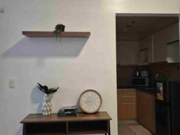 For Sale 1bedroom fully furnished