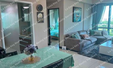 For Lease/Rent 2 bedroom with balcony facing Golf Course - near Burgos Circle/Forbestown BGC