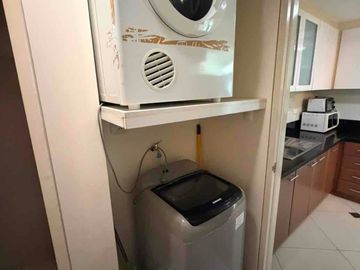 Two Bedroom (2BR) with Parking - 8 Forbes Town Road
