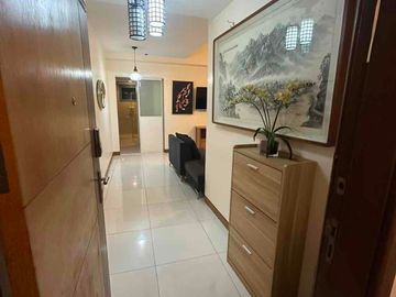 Two Bedroom (2BR) with Parking - 8 Forbes Town Road
