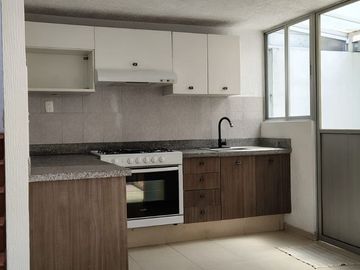 VENTA DE CASA PASEO ARBOLEDA  SALIDA RAPIDAD CDMX