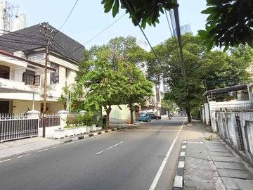 Rumah 1 lantai Setiabudi kuningan jakarta selatan