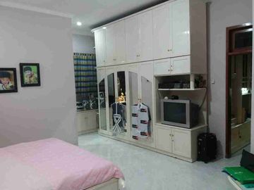 Jual Rumah Manyar Tirtoyoso