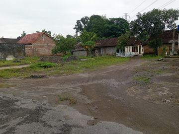 Tanah Murah Dekat Pintu Masuk Kampus UII Sleman, Hanya 3 Jt/m² SHM Ready