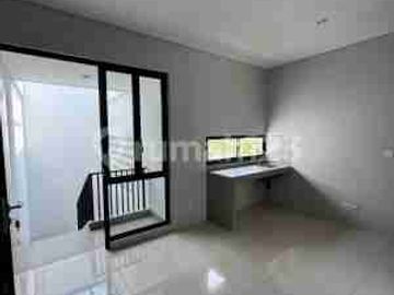 rumah  2 lantai siap huni  cluster terbaik podomoro park bdg