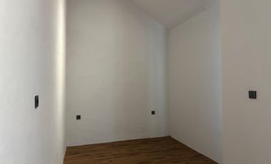 Dijual Cepat Rumah 4 Badroom Luas 270 Sqm Huni Jakarta Selatan
