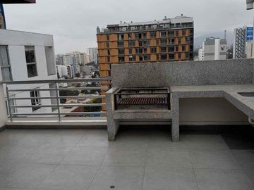 ALQUILO DPTO FRENTE AL REBAGLIATI