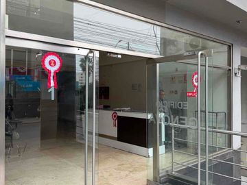 ALQUILO DPTO FRENTE AL REBAGLIATI