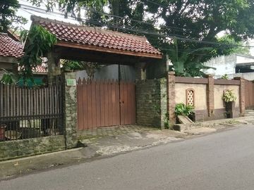 Rumah Hoek 2Lt di Kelapa Hijau Jagakarsa, Dekat Tol dan Stasiun KRL