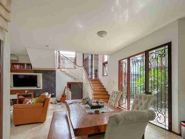 Dijual Rumah Siap Huni Di Menteng Bintaro Dekat BSD ( EN662)