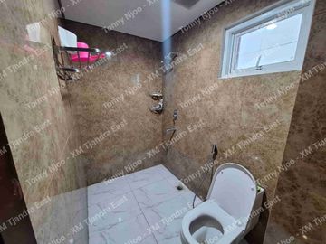 Apartemen Mewah Grand Sungkono Lagoon Akses Tol Satelit Surabaya Barat