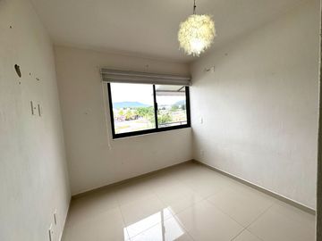 CASA DE 4 RECAMARAS EN LUNA BOSQUE - EL FORTÍN