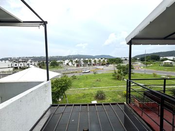 CASA DE 4 RECAMARAS EN LUNA BOSQUE - EL FORTÍN