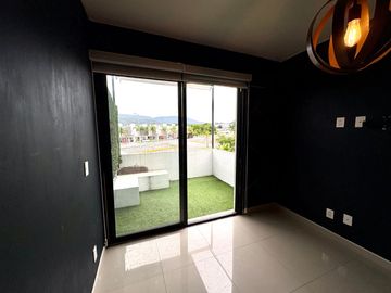 CASA DE 4 RECAMARAS EN LUNA BOSQUE - EL FORTÍN