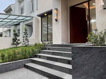 Dijual Cepat Rumah Mewah Brand New Giriloka Bsd