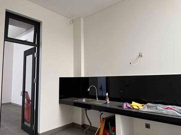 Dijual Cepat Rumah Mewah Brand New Giriloka Bsd