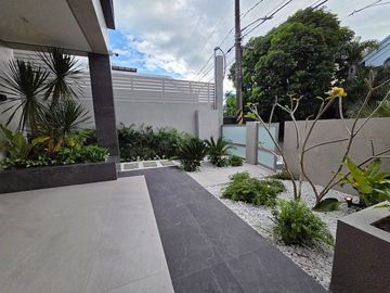 House and Lot For Sale in Alabang Hills Village, Muntinlupa City