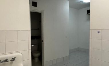 FOR RENT: 3 Bedroom, Semi furnished, with Parking, Pacific Plaza South Tower, BGC for 270,000!