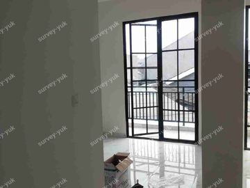 Rumah 2 unit lt 90 m2 lb 131 m2 shm imb  Larangan dekat Halte bus way