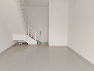 Dijual Murah Ruko 2 Lantai Pisa Grande di Paramount Gading Serpong