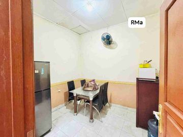 disewakan Rumah di Raffles Hills