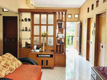 disewakan Rumah di Raffles Hills